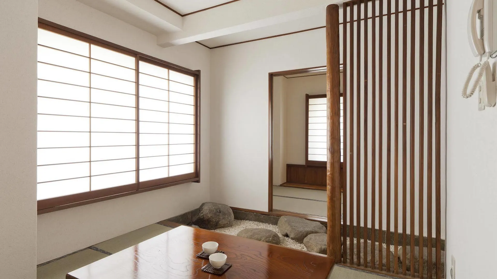 Shin Okubo Sekitei Hotel Tokyo 2*,