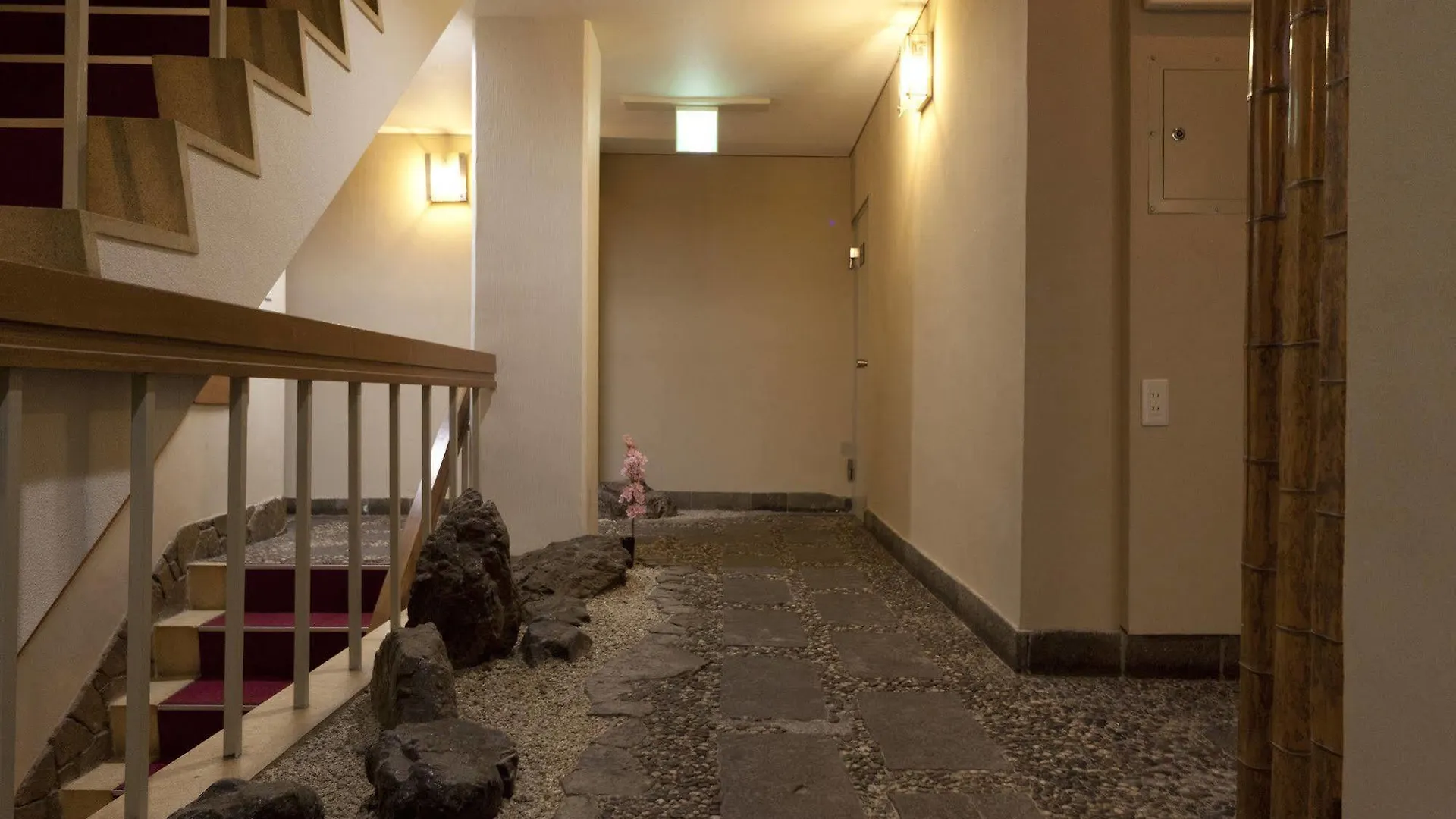 Shin Okubo Sekitei Hotel Tokyo 2*,  Japan